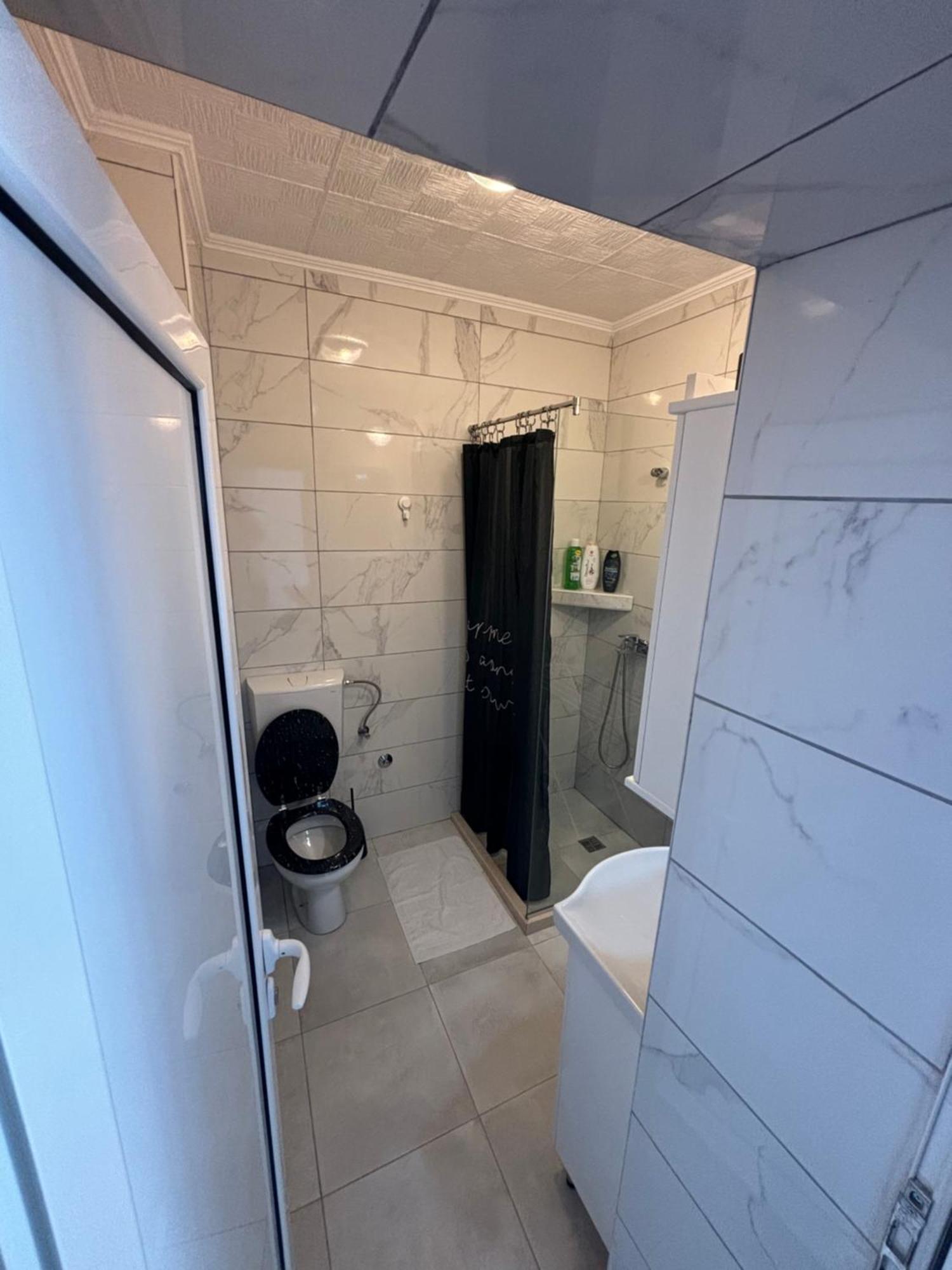 Apartments Samardzic โกตอร์ ภายนอก รูปภาพ