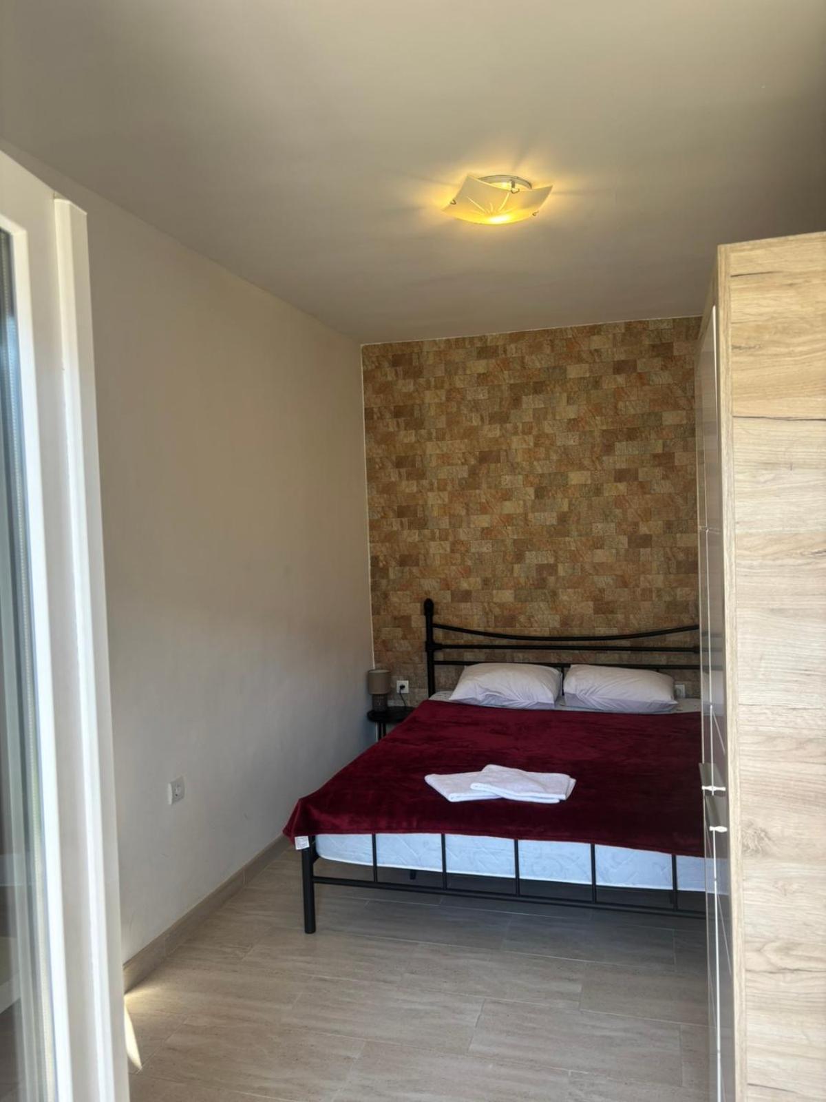 Apartments Samardzic โกตอร์ ภายนอก รูปภาพ